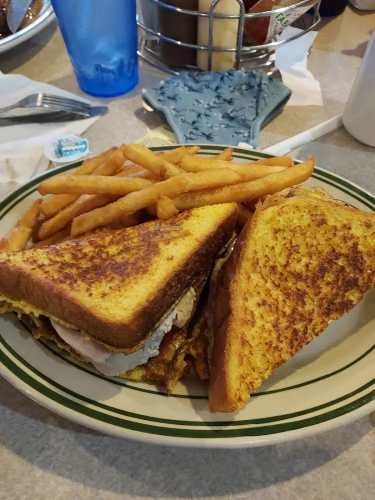 Grilled Cheese & Fries